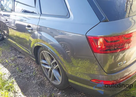 2018 Audi Q7 3.0T Premium z USA, uszkodzony, nr VIN WA1VABF77JD044228
